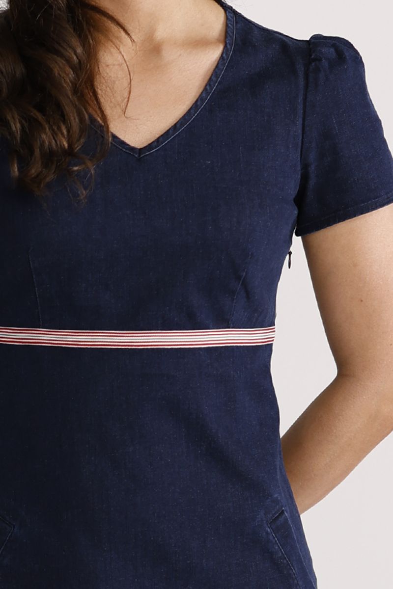 Tale mørk blå denimkjole