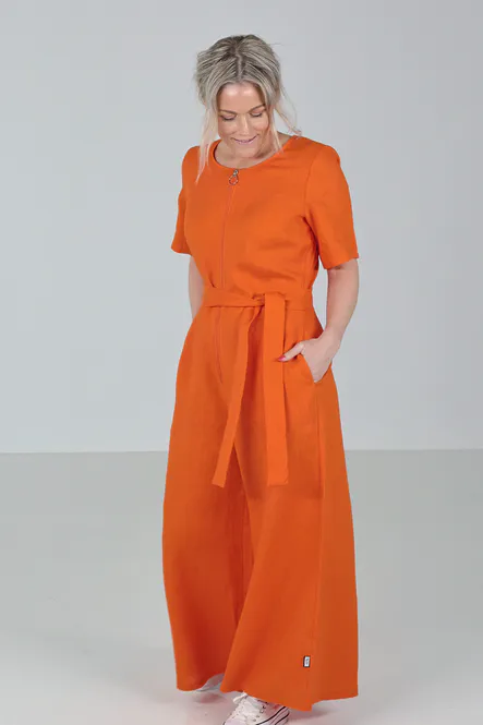 Hovedbilde Laura oransje jumpsuit