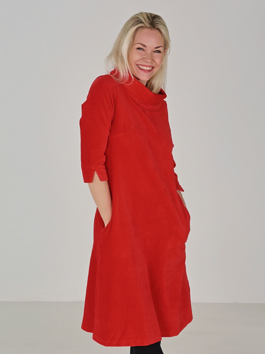 Sanna rød kjole i velur