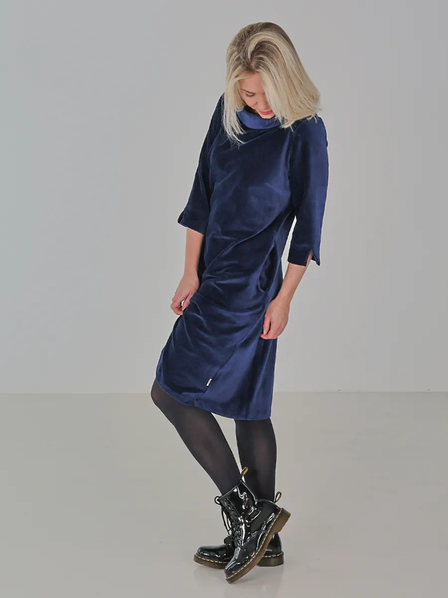 Sanna marineblå kjole i velur