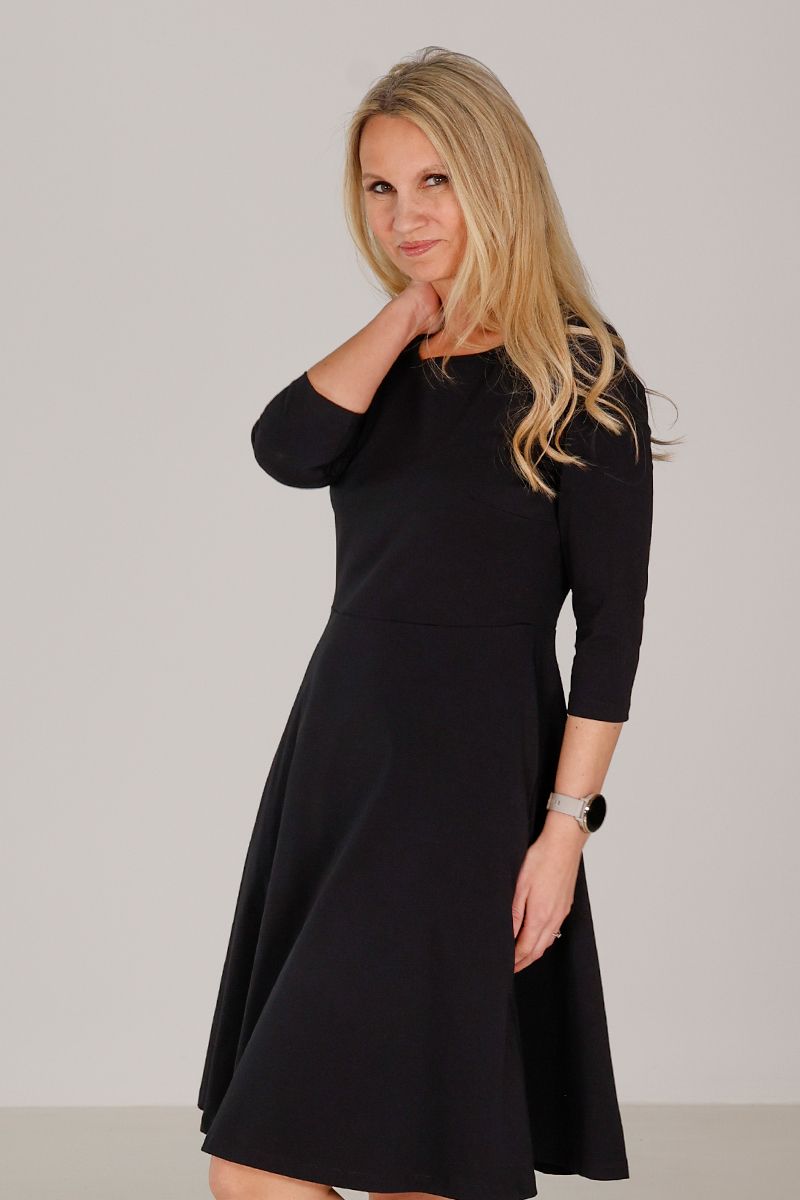 Denise sort basiskjole